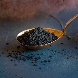 Bioloģiskas melnās ķimenes (sējas melnsēklīte)