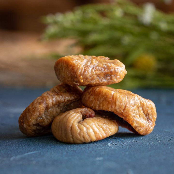 Organic dried figs
