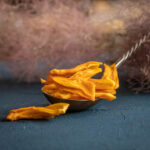 Органические сушеные кусочки манго