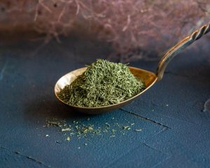 Bioloģiskas kaltētas dilles