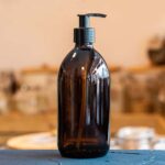 Brown glass bottle with dispenser, 500 ml