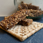 Bioloģisks griķu batoniņš ar brokoļiem un cidonijām, 30 g