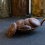 Organic cocoa mass chips