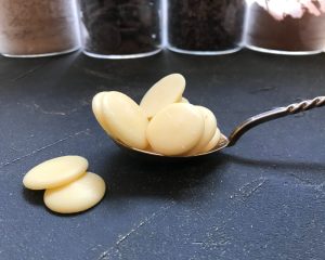 Bioloģiski kakao sviesta čipsi, RAW