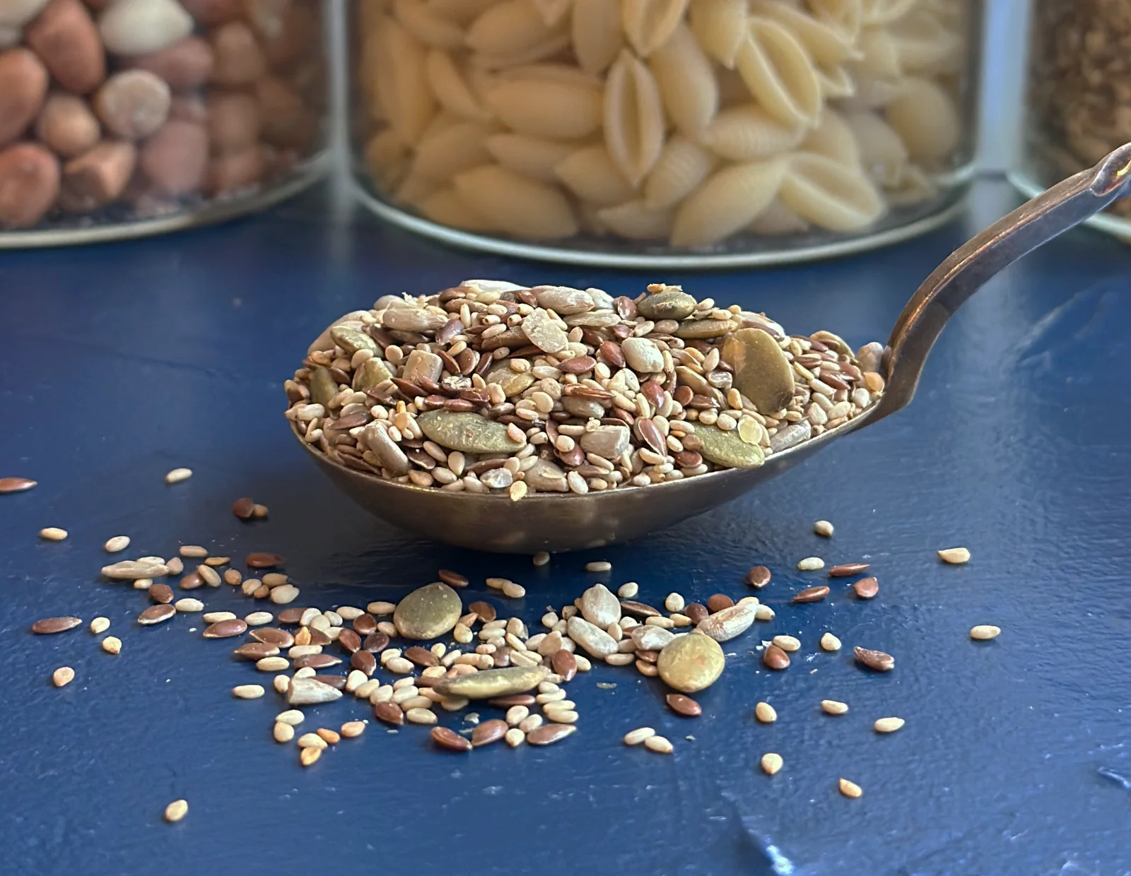 Bioloģisks grauzdētu sēklu maisījums Смесь органических жареных семян — изображение 1